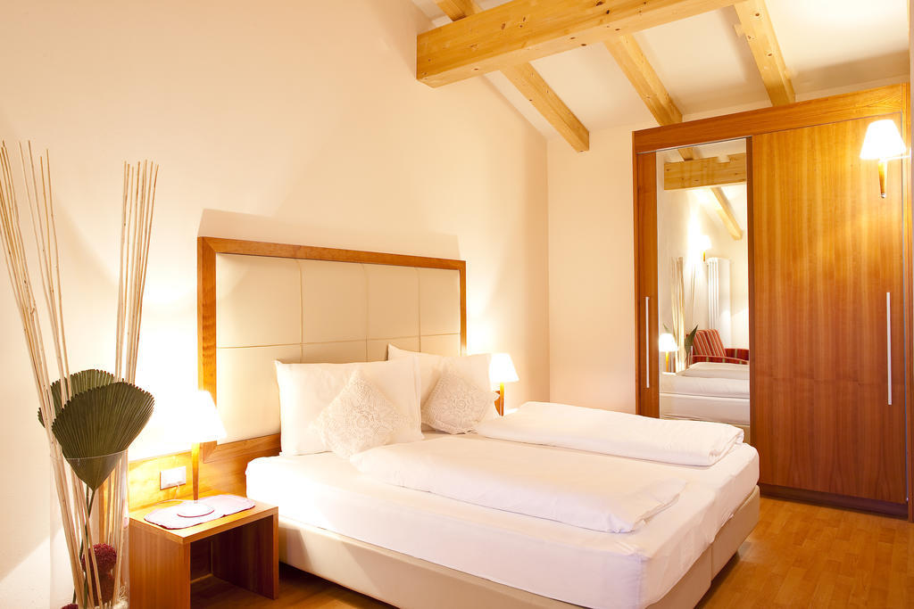 Astor Hotel Schenna Room photo